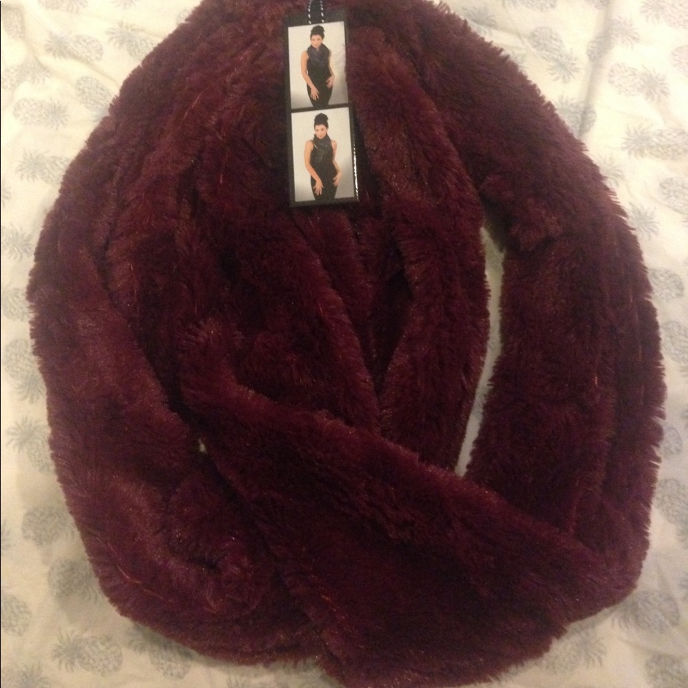 Super soft and comfy purple scarf